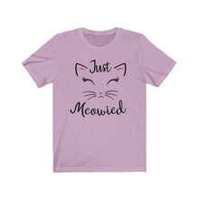 Load image into Gallery viewer, Just Meowied, Just married, Women&#39;s T-shirt - Pink N Paw